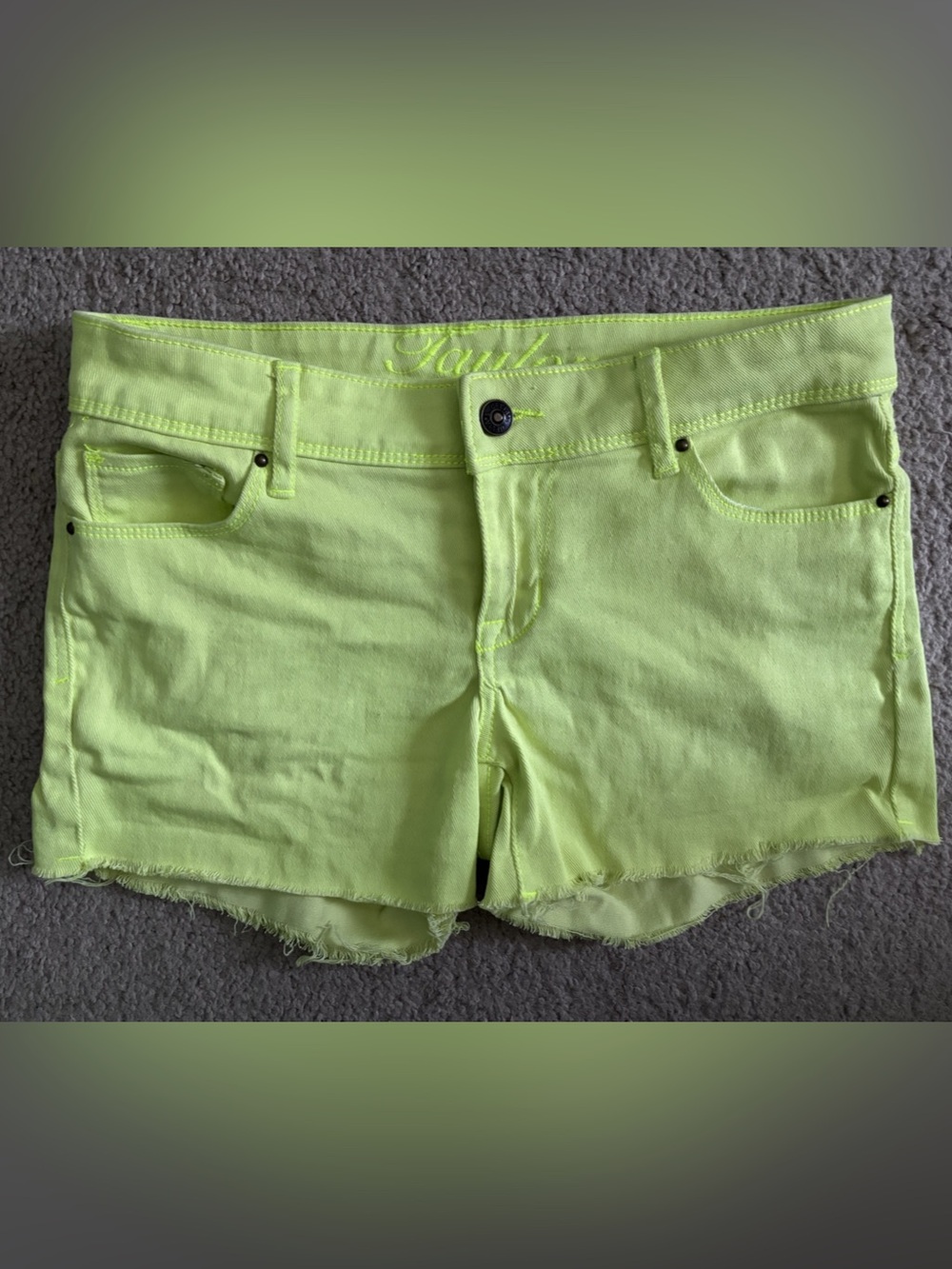 Delia's Taylor Women's Jean Shorts Size 7/8 Green
